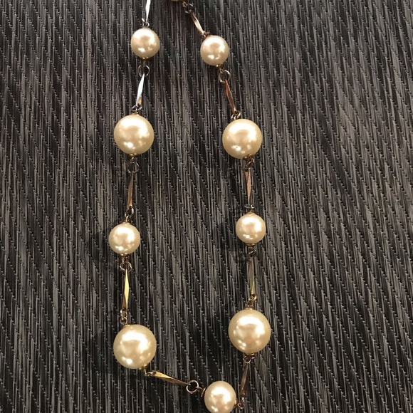 SOLD Large Pearls on gold link necklace - Picture 3 of 6